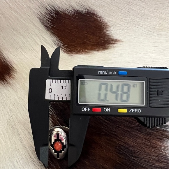 ❤️ Signed Native Felix Perry Red Spiny Shadow Box Ring Navajo Unisex Size 5.75 - Picture 12 of 13